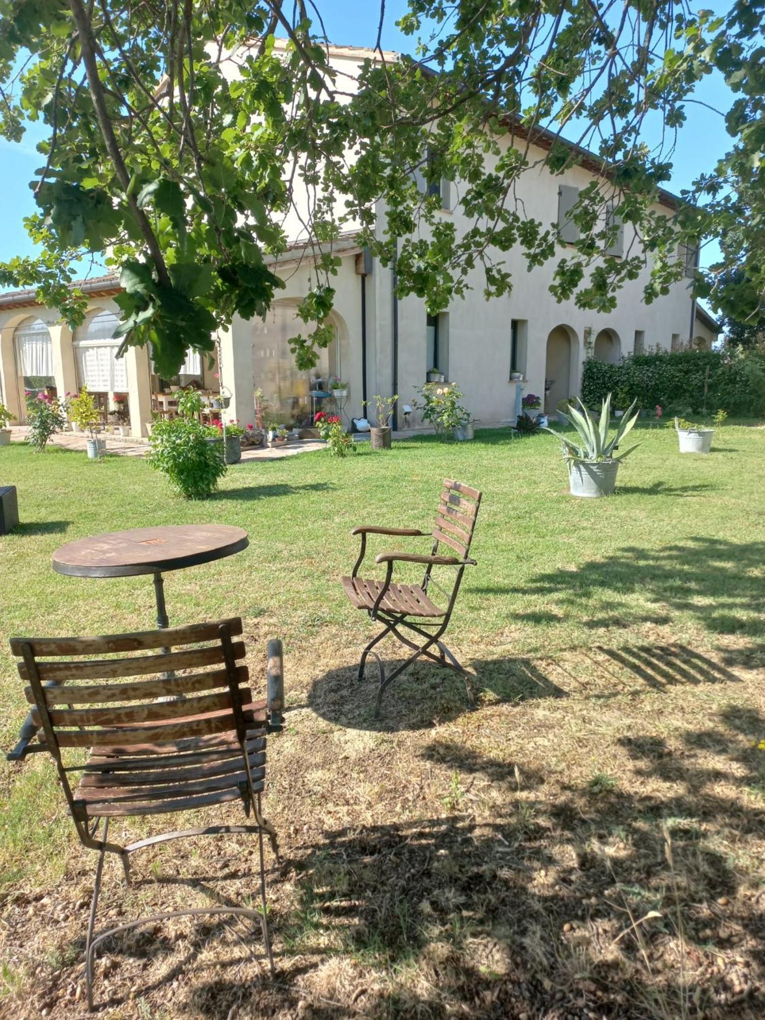 Beb Montefratta Fratta Terme Exterior foto